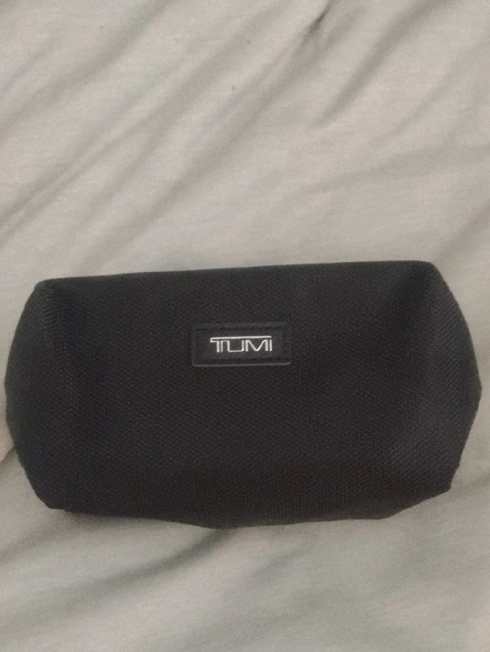 Tumi Black Travel Amenity Pouch for Delta